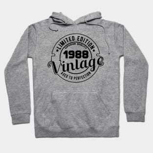 1988 VINTAGE - 33Th BIRTHDAY GIFT Hoodie